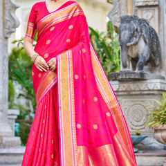 Attractive Dark Pink Kanjivaram Silk Saree With Ideal Blouse Piece
