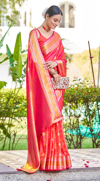 Stylish Pink Kanjivaram Silk Saree With Chatoyant Blouse Piece