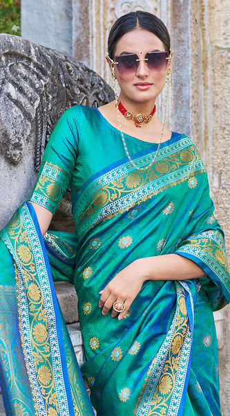 Arresting Rama Kanjivaram Silk Saree With Palimpsest Blouse Piece