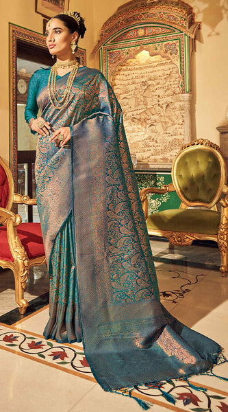Splendorous Rama Kanjivaram Silk Saree With Felicitous Blouse Piece