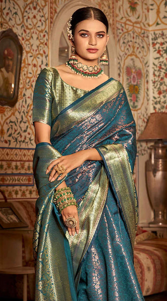 Extraordinary Rama Kanjivaram Silk Saree With Gorgeous Blouse Piece
