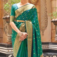 Redolent Rama Kanjivaram Silk Saree With Susurrous Blouse Piece