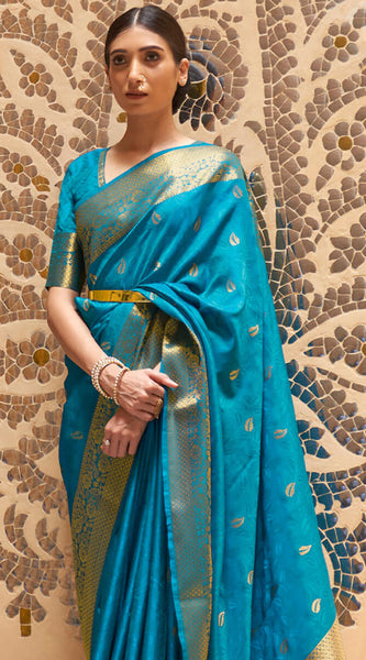 Exuberant Firozi Kanjivaram Silk Saree With Artistic Blouse Piece
