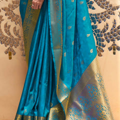 Exuberant Firozi Kanjivaram Silk Saree With Artistic Blouse Piece
