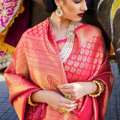 Ideal Dark Pink Kanjivaram Silk Saree With Ebullience Blouse Piece