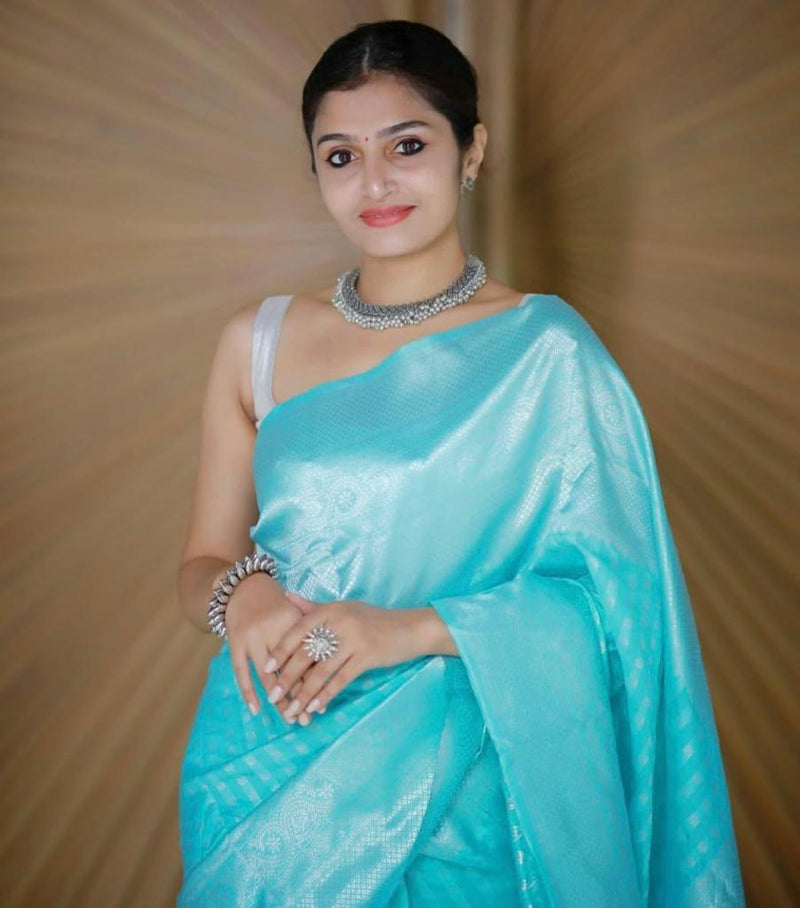 Festival Wear Lichi Silk Saree with Exclusive Zari Design
