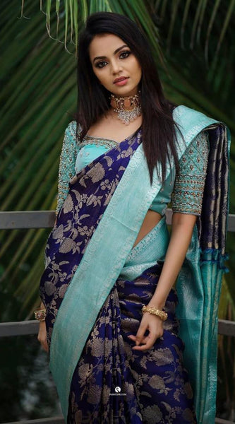 Party Wear Lichi Silk Saree with Elegant Zari Pattern