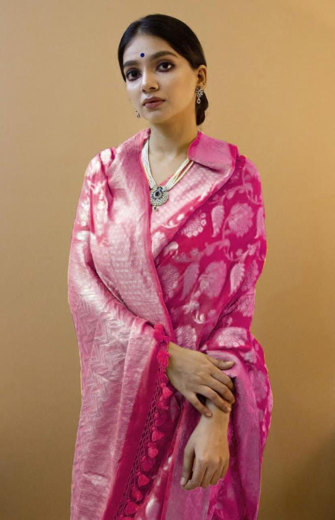 Latest Lichi Silk Saree with Golden Zari Weaving