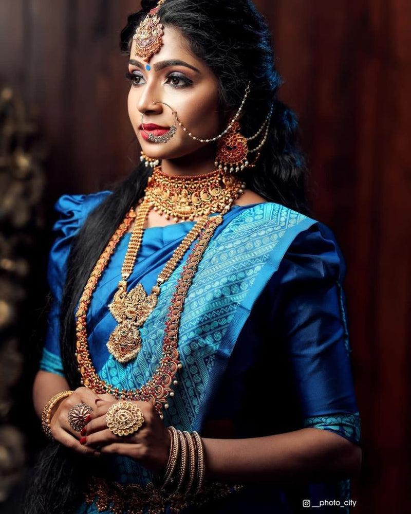 Latest Trend Lichi Silk Saree with Stylish Zari Design