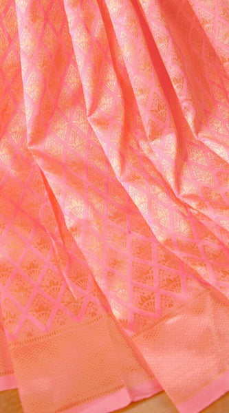Stylish Lichi Silk Saree with Heavy Zari Border