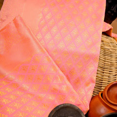 Stylish Lichi Silk Saree with Heavy Zari Border