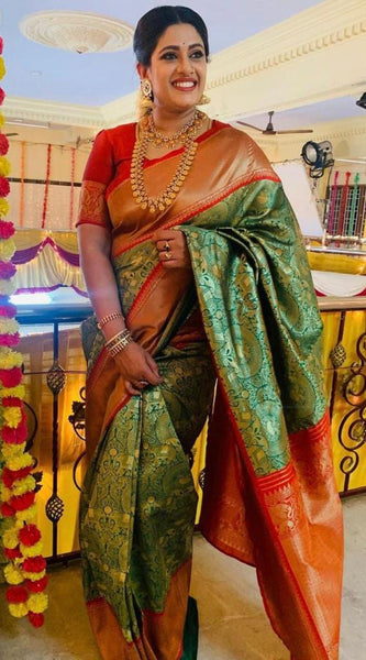 Pure Elegance Lichi Silk Saree with Zari Pattern