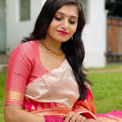 Luxurious Lichi Silk Saree with Exclusive Zari Weaving