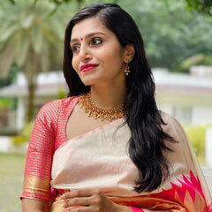Luxurious Lichi Silk Saree with Exclusive Zari Weaving