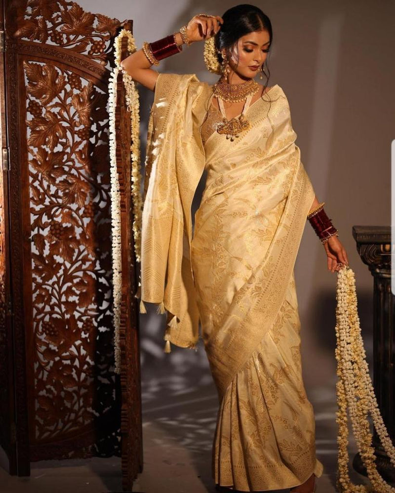Exclusive Collection Lichi Silk Saree with Fancy Zari