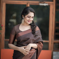 Designer Silk Saree with Gorgeous Zari Embroidery