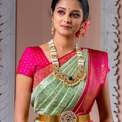 Fashion Trend Lichi Silk Saree with Intricate Zari Design