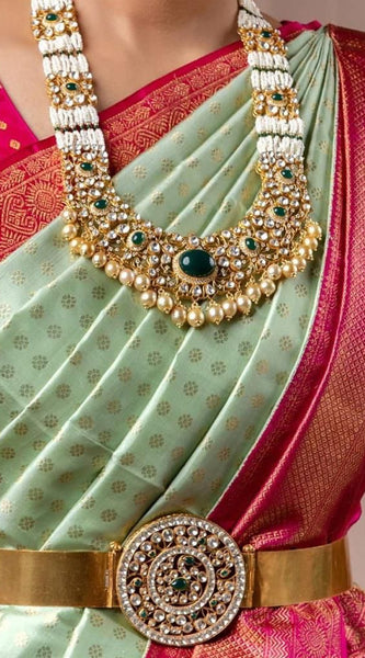 Fashion Trend Lichi Silk Saree with Intricate Zari Design