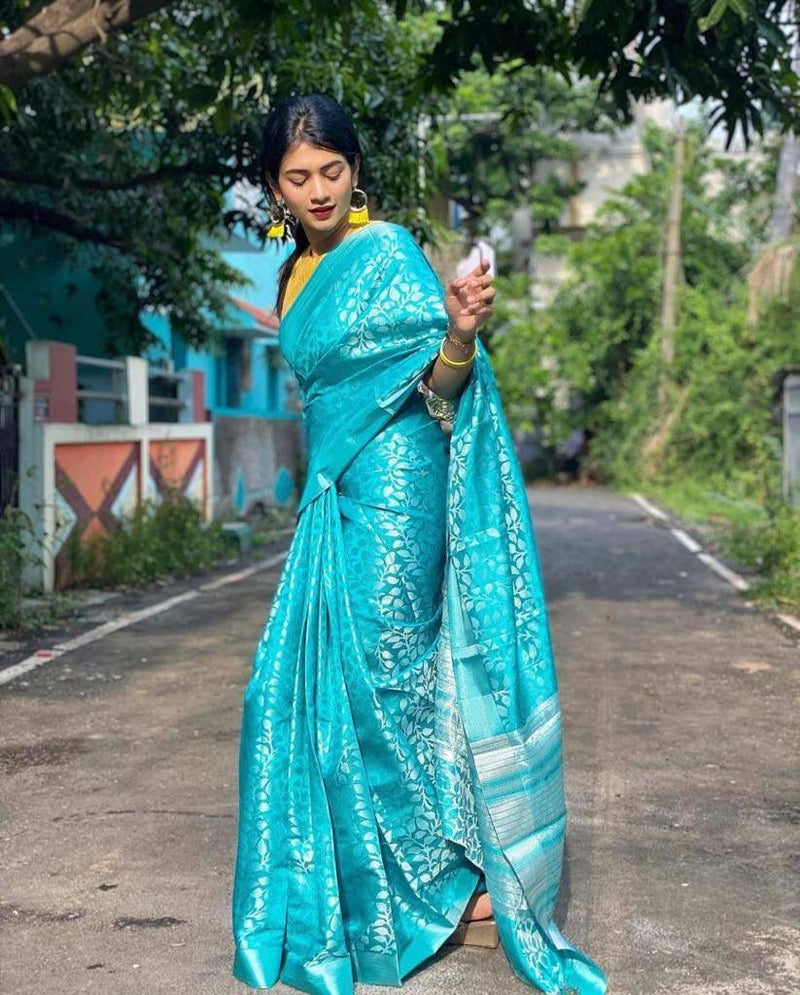 New Trend Lichi Silk Saree with Intricate Zari Weaving Blue