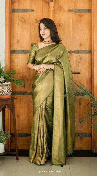 Elegant Designer Lichi Silk Saree with Classy Zari Pattern