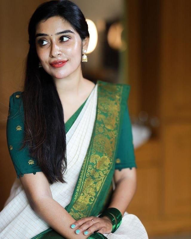 Handcrafted Lichi Silk Saree with Golden Zari Work