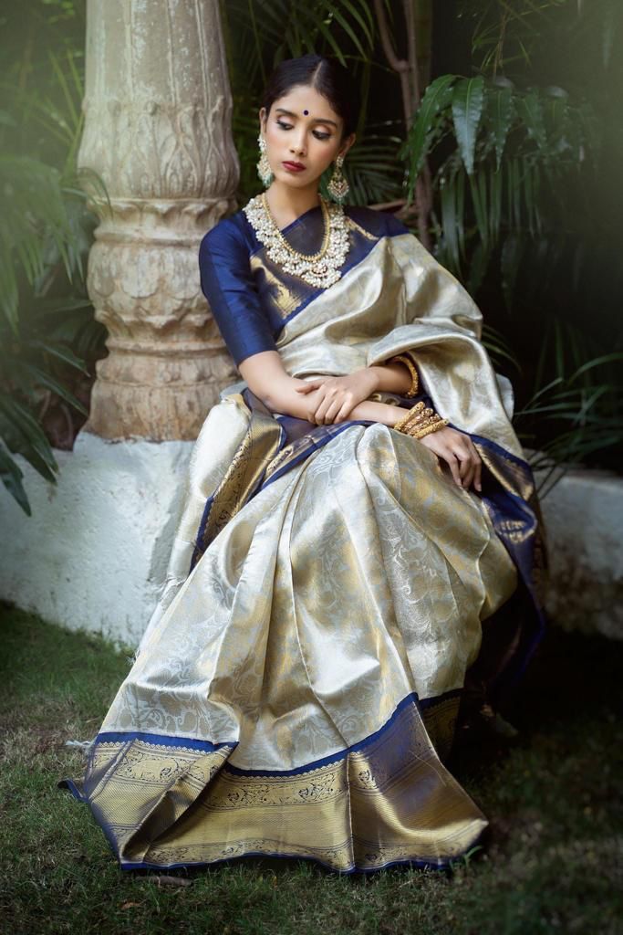Party Wear Soft Lichi Silk Saree with Zari Pallu