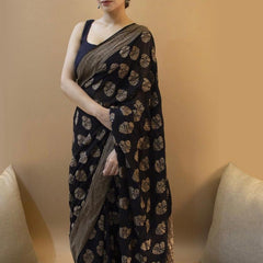Bridal Lichi Silk Saree with Stunning Zari Embellishments