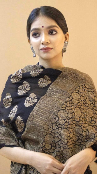 Bridal Lichi Silk Saree with Stunning Zari Embellishments