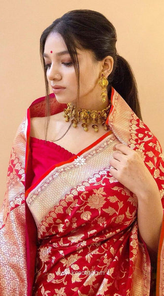 Trending Lichi Silk Saree with Fancy Zari Work