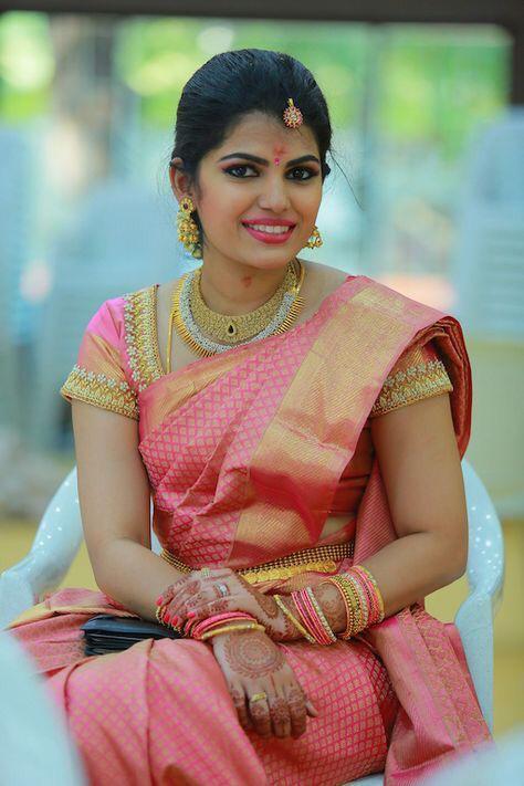Stylish Lichi Silk Saree with Heavy Zari Border