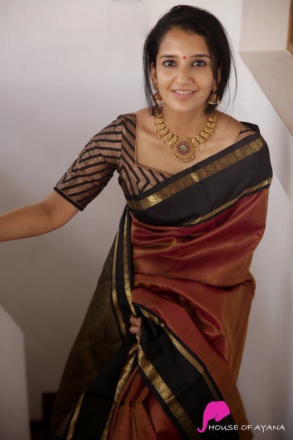 Fancy Lichi Silk Saree with Golden Zari Art
