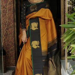 Bridal Wear Lichi Silk Saree with Exquisite Zari Weaving