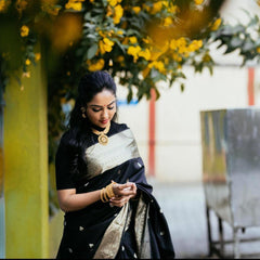 High-Quality Lichi Silk Saree with Traditional Zari Weaving