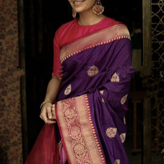 Charming Party Wear Lichi Silk Saree with Stylish Zari Work