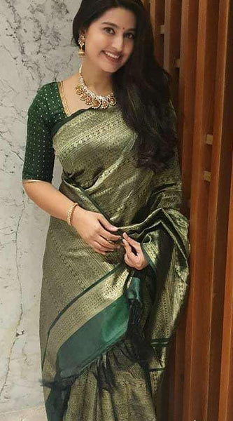Latest Collection Lichi Silk Saree with Elegant Zari Weaving