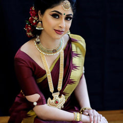 Latest Trend Lichi Silk Saree with Classy Zari Borders