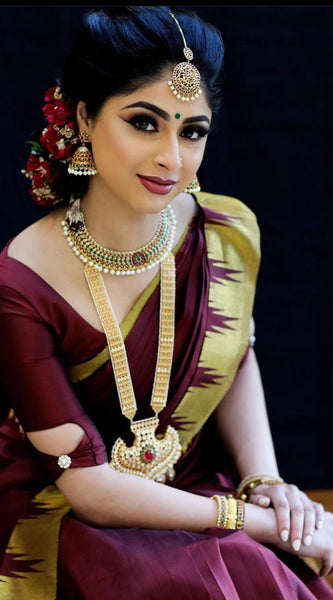 Latest Trend Lichi Silk Saree with Classy Zari Borders
