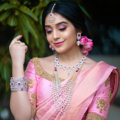 Timeless Lichi Silk Saree with Intricate Zari Weaving