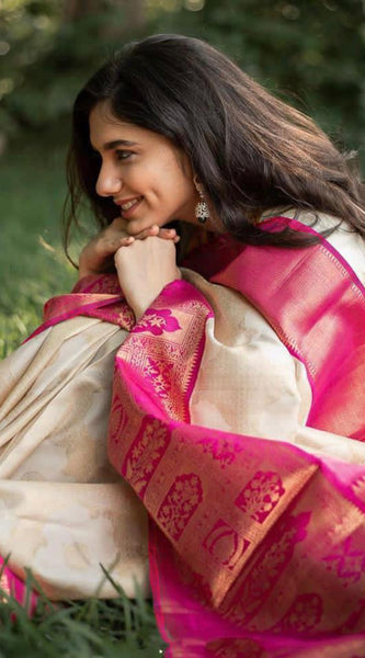 Best Seller Lichi Silk Saree with Elegant Zari Finish