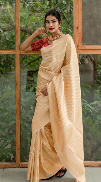 Rich Heritage Lichi Silk Saree with Exclusive Zari Weaving