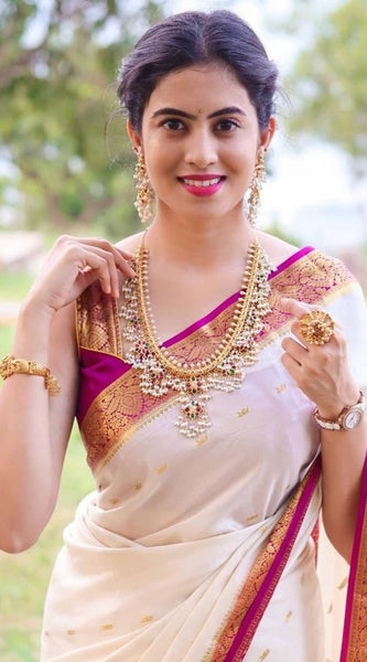 Lissome Off White Soft Silk Saree With Admirable Blouse Piece
