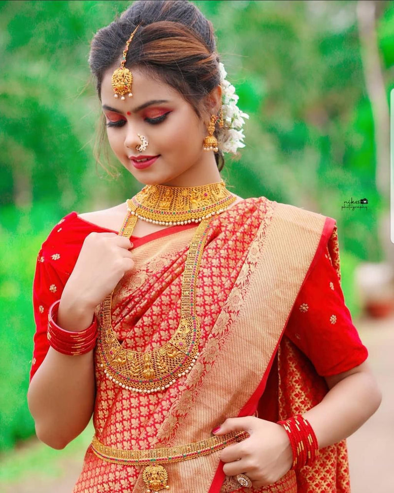 Best Selling Lichi Silk Saree with Grand Zari Work