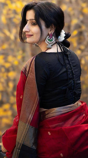 Blooming Red Cotton Silk Saree With Wonderful Blouse Piece