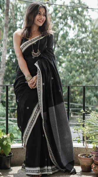 Twirling Black Cotton Silk Saree With Opulent Blouse Piece