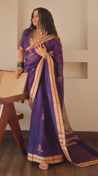 Outstanding Purple Cotton Silk Saree With Flattering Blouse Piece