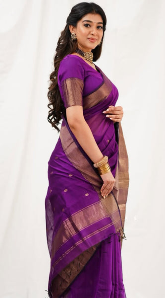Flattering Magenta Cotton Silk Saree With Innovative Blouse Piece