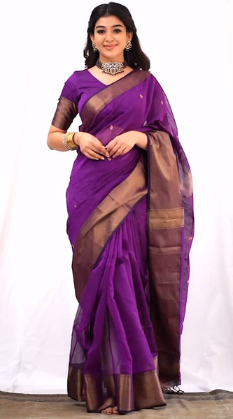 Flattering Magenta Cotton Silk Saree With Innovative Blouse Piece