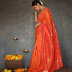 Susurrous Orange Cotton Silk Saree With Enthralling Blouse Piece