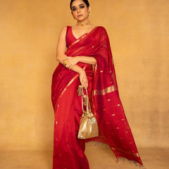 Imaginative Red Cotton Silk Saree With Aplomb Blouse Piece