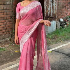 Pulsating Pink Cotton Silk Saree With Pleasurable Blouse Piece